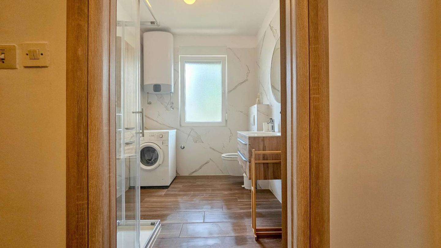 Bosko Apartment อูมัค ภายนอก รูปภาพ