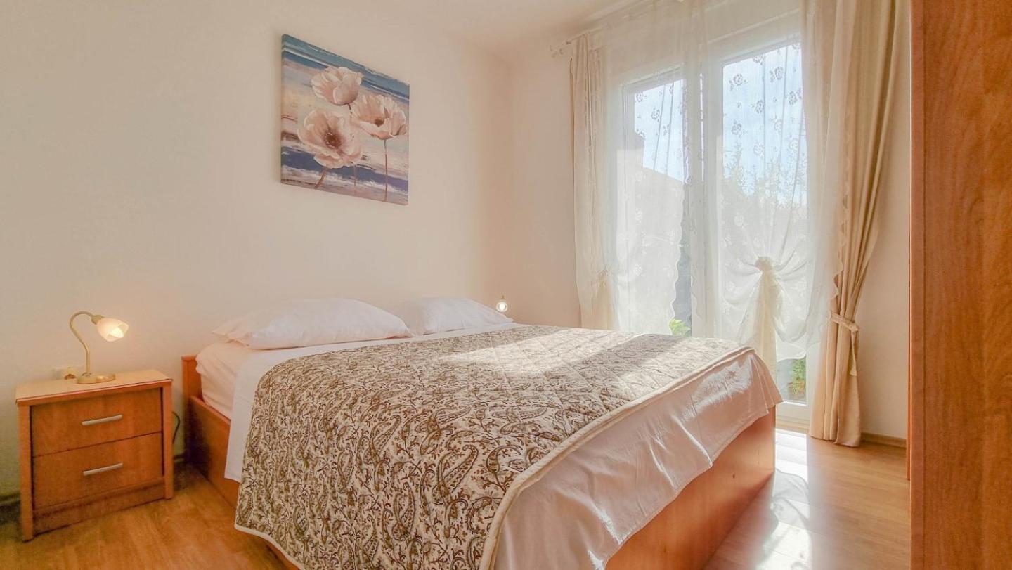Bosko Apartment อูมัค ภายนอก รูปภาพ