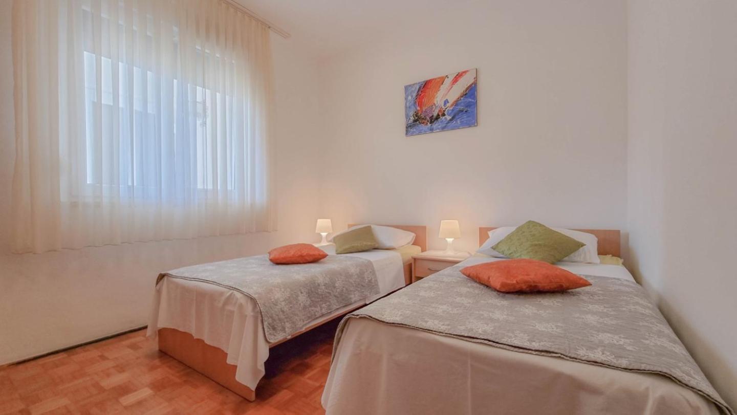 Bosko Apartment อูมัค ภายนอก รูปภาพ